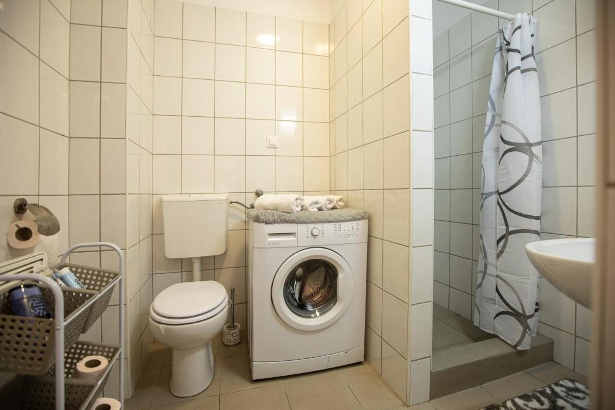 Maribor City Center Minidorm Apartment Esterno foto